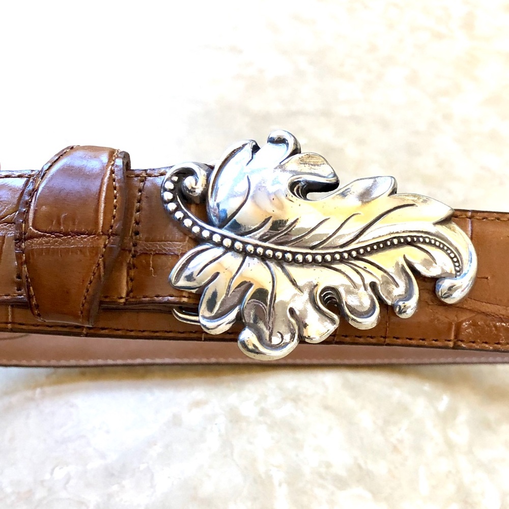 Embossed Leather Coldwater Creek Belt EUC Size S - Picture 8 of 8